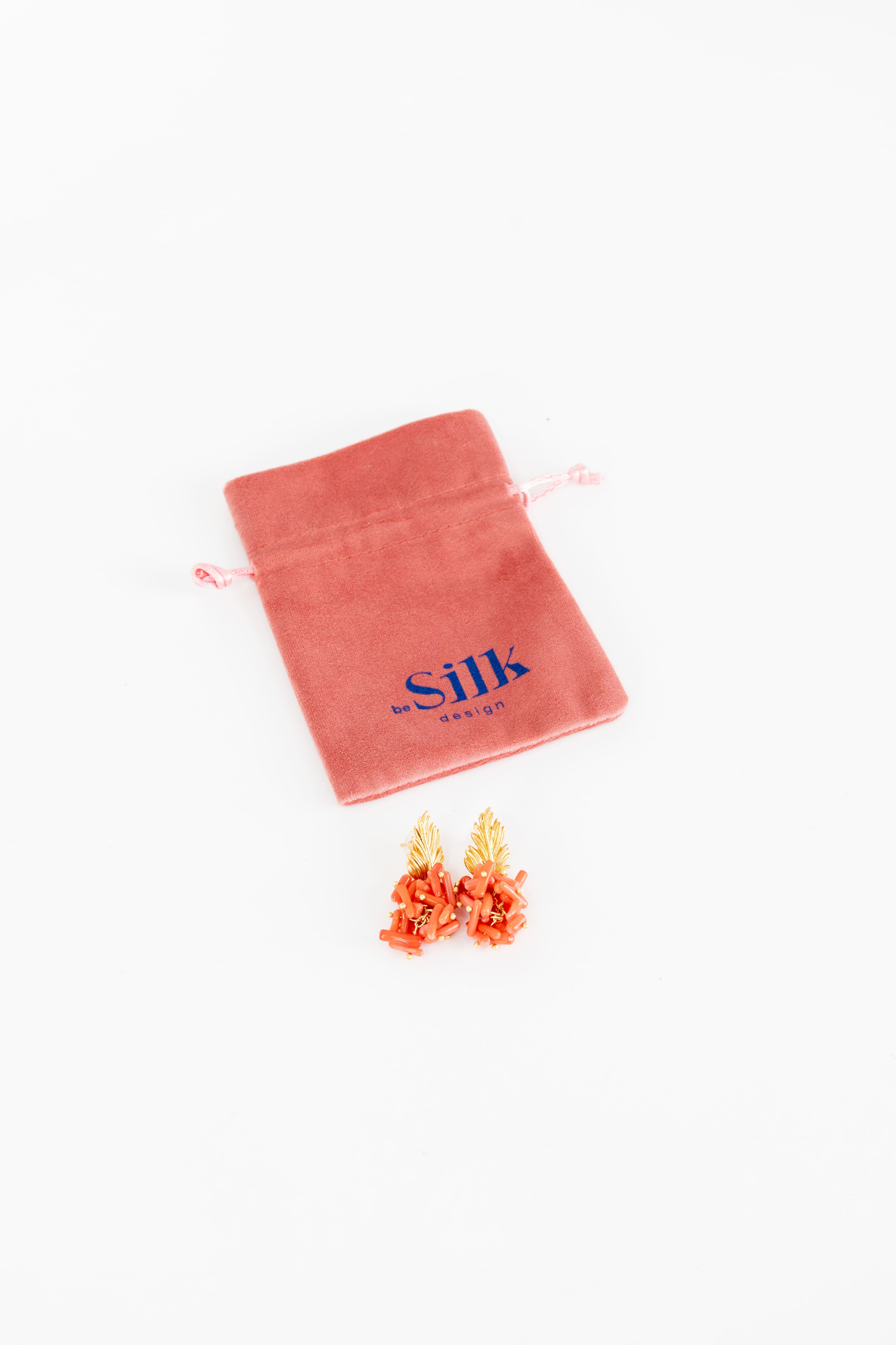 Brincos Coral 103