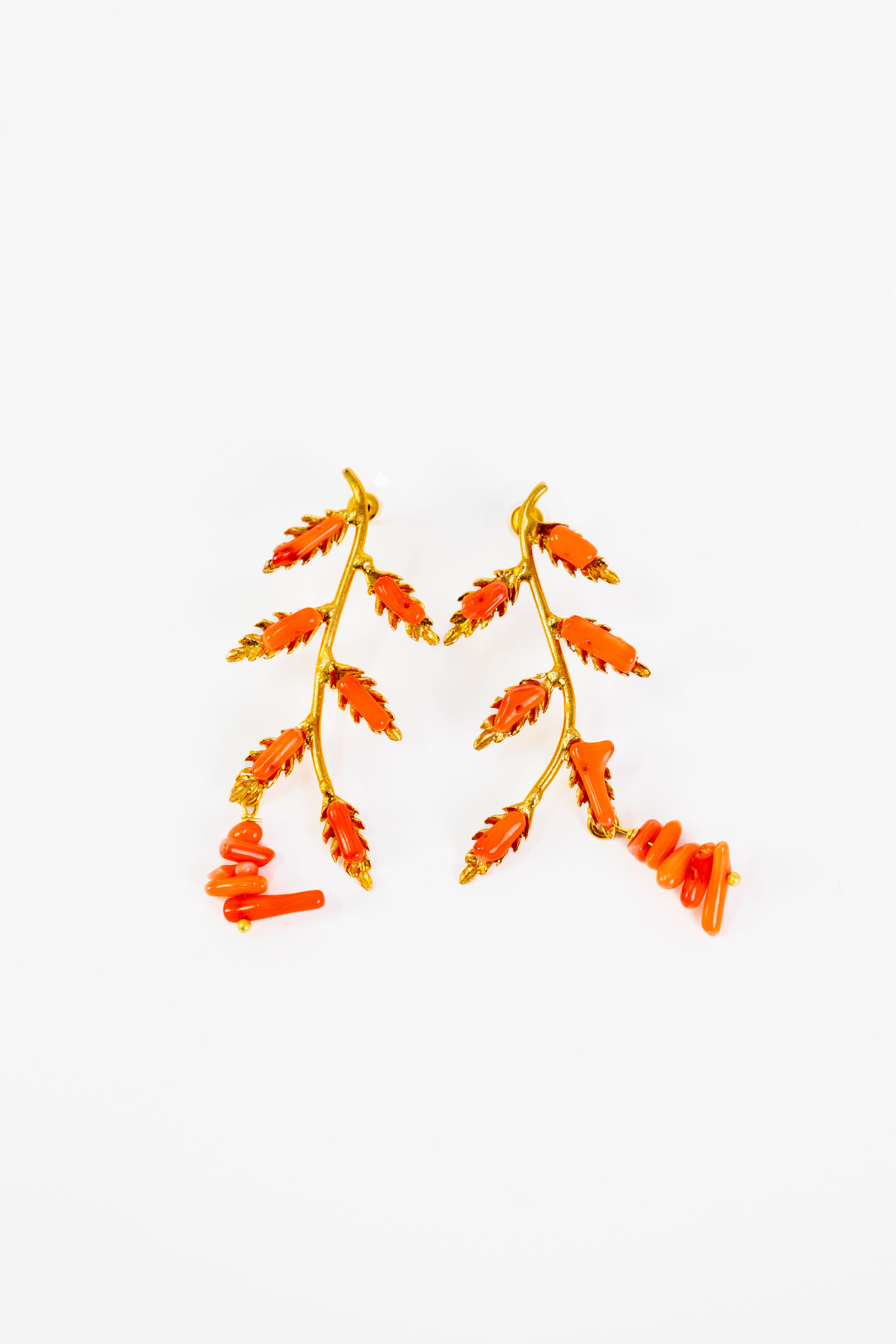 Brincos Coral Rama 122