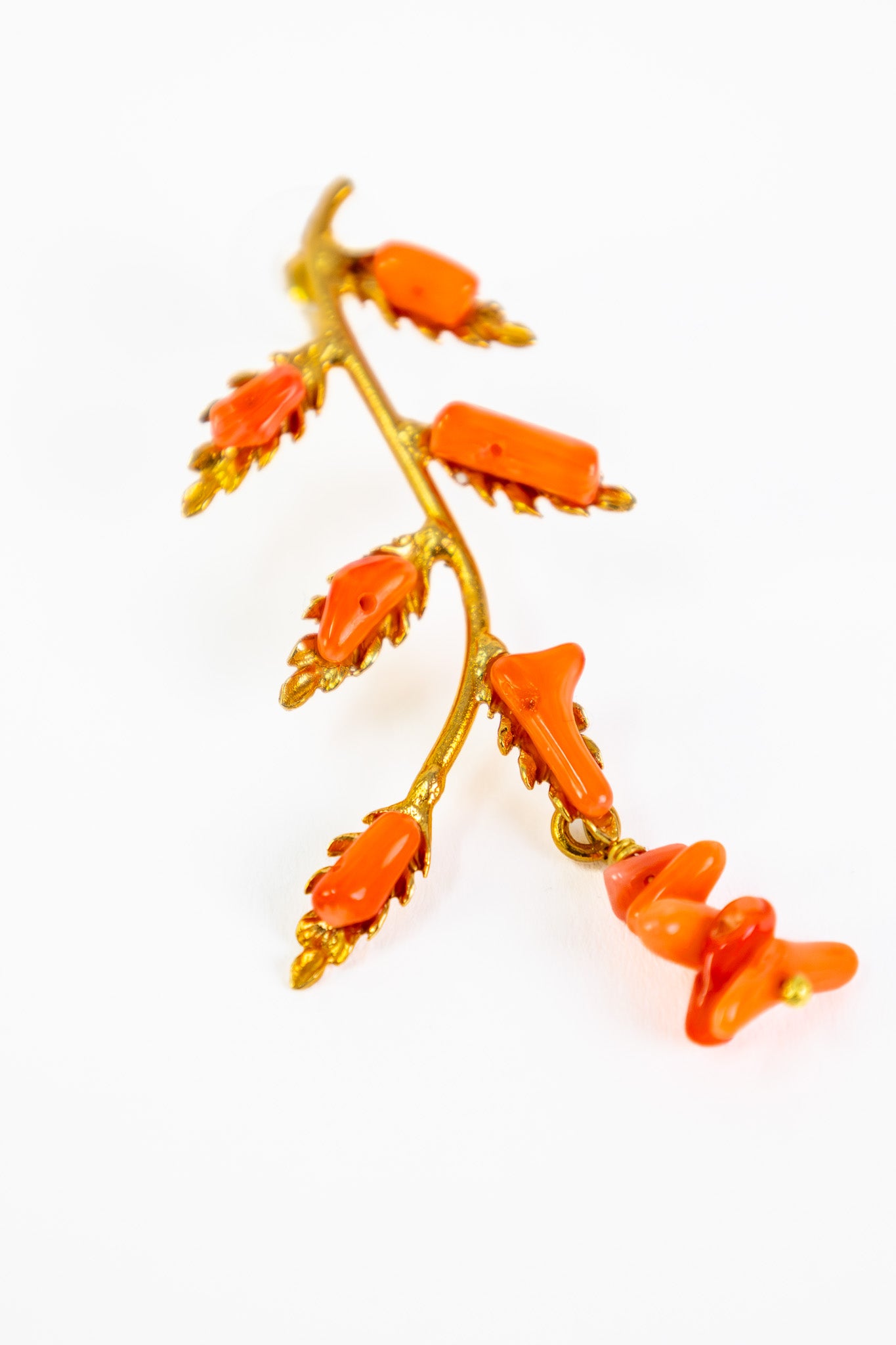 Brincos Coral Rama 122