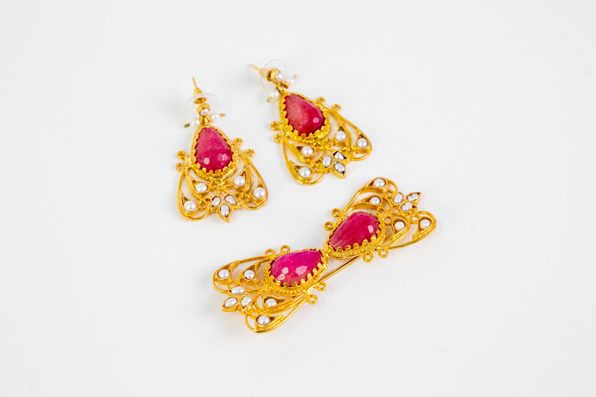 Brinco + Pregadeira 606