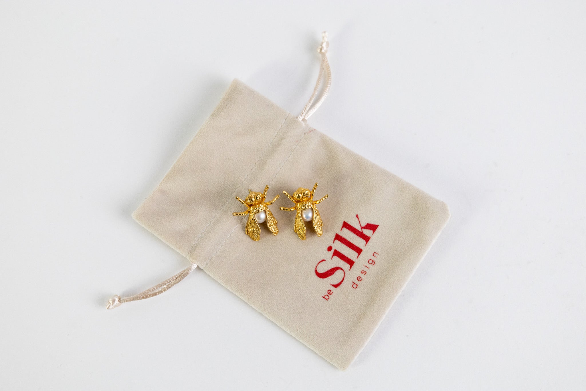 Brincos Pérolas Abelhas 167